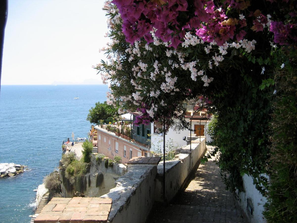 Appartement Napoli Sospesi Tra Cielo E Mare Extérieur photo